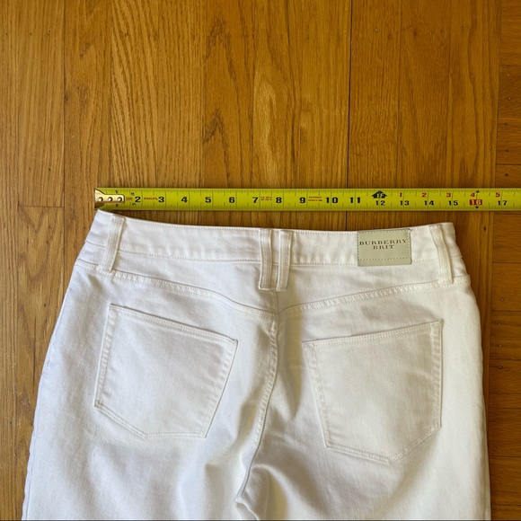 Burberry Brit Relaxed Fit While Jeans - Picture 7 of 11